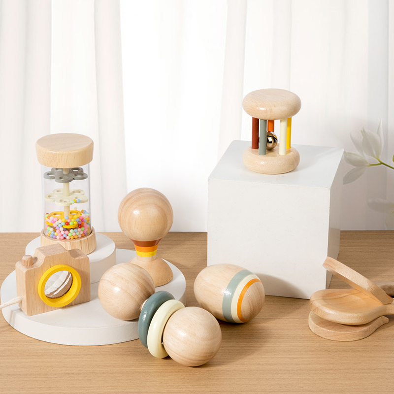 Giocattoli in legno Montessori - Baby Rattle Toy Set recensione e prezzo